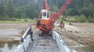 Inlet Raider in Desolation Sound picking up a grapple yarder.