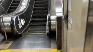 【日立】3X エスカレーター　有楽町線有楽町駅改札内 3X escalator Yurakucho station Tokyo metro line Tokyo Japan