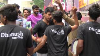 Kodi First day First Show Dhanush Fans Celebration At Kasi theatre - Must Watch