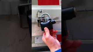 Anti-theft lock with alarm sound