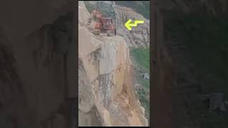 The excavator run down #shorts #truck #excavator