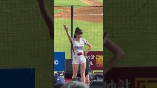 筠熹不知道又在向誰耍狠了 #rakutengirls #yuhi #樂天女孩