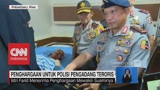 Penghargaan untuk Polisi Pengadang Teroris