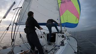 Gybing spinnaker shorthanded with X-99