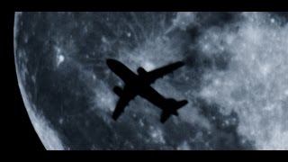 Supermoon Plane Flyby at 120fps, 4K