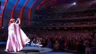 Florence + The Machine - Dog Days Are Over (Live Radio City Music Hall) (HD)