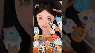 ASMR/eat candy on Halloween😋🧑‍🦰😍🥰🔥#eattingsounds #halloween #viralshort #shorts