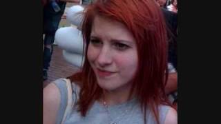 Hayley Williams Gets Freaked Out