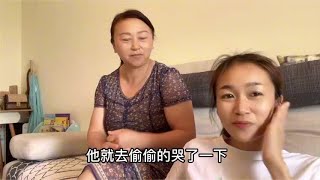 中国女婿来了，老挝丈母娘开心的抹眼泪，好酒好肉招待，真热情！