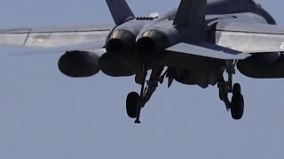 厚木基地 F/A-18E 緊急着陸!! アレスティングワイヤー使用