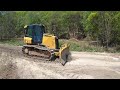 cat d3klgp ブルドーザーで整地作業。