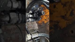 Jcb hydraulic pressure setting