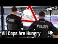 Realer Irrsinn: Voller Einsatz, wenig Essen bei der Polizei | extra 3 | NDR