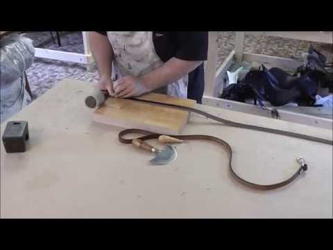 Make a simple leather dog lead Make a simple leather dog lead