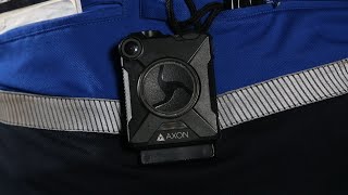 APD demonstrates how a body camera works