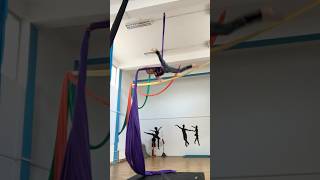 Twist russian climb\u0026open drop#aerialsilks #silksaree #aerial #aerialarts #aerialtricks #aerialvideo