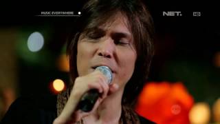 Download Mp3 Once Mekel - Dealova (Live at Music Everywhere) **