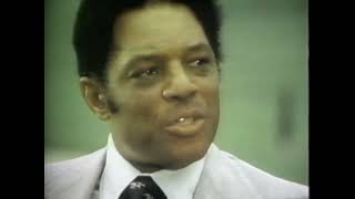 Willie Mays: Greatest Sports Legends (Hosted by Reggie Jackson)