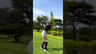 와우 뒤땅없는 간결하고 정확한 아이언샷🤗🥰😍 #다운스윙 #아이언스윙 #golf #golfswing #골프 #골프레슨 #골프스윙 #프로골퍼 #골프연습 #드라이버스윙 #백스윙