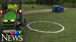 Toronto using painted circles to separate people at park