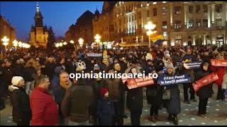 Sute de oameni in strada, la un nou protest la Timisoara