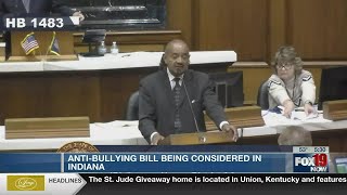 Indiana lawmaker takes aim at teen suicides with anti-bullying bill