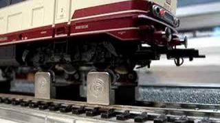 the diesel engin sound of the Fleischmann BR218