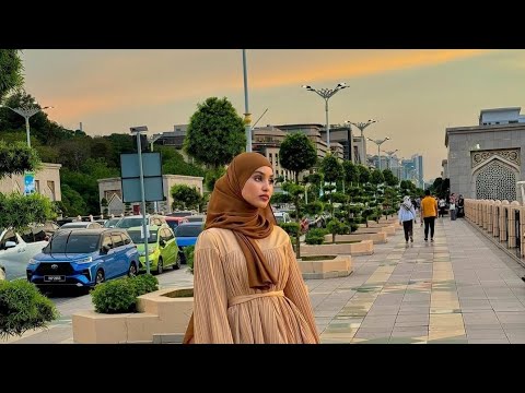 Queen S Beutifull Youtube