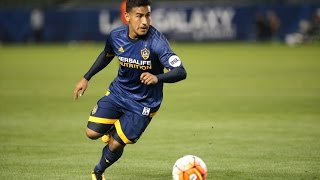 GALAXY II GOAL: Jose Villarreal puts away a beautiful goal