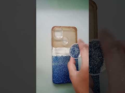 the old phone case transforms into a new beautiful case. DIY phone case. #shorts