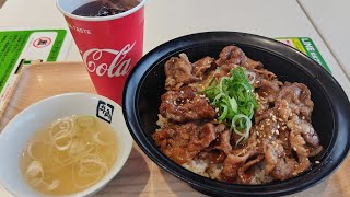 カルビ丼でパワーチャージ