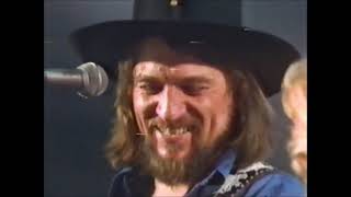 Waylon Jennings & Cheryl Ladd perform Mama's Don't Let Your Babies Grow Up To Be Cowboys