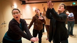 Lakeshore Light Opera rehearse, Patience