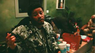 Veeze - Wrong place, Wrong time (Official Music Video)