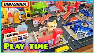 PLAY TIME with Hot wheels and the Matchbox city \