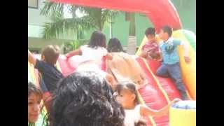 Dia del Niño Perdon y Amistad  2012.wmv