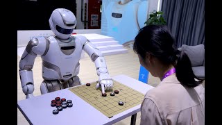 Debut of China’s first commercial, large humanoid service robot at WAIC