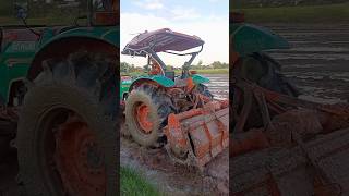 #truck #ploughing #field អាត្រាក់ភ្ជួរស្រែ