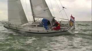 Singlehanded Sailing on a Granada 27 (2012)