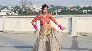 bahu rangili dance | tu dekh rangeeli bahut teri kam nahin patola| Ruchika Jangid| Dance with Alisha