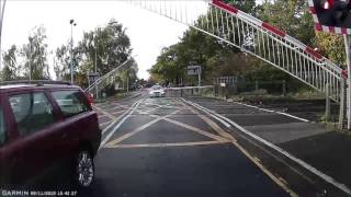 Level crossing idiot