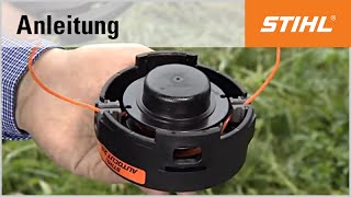 Das Befüllen des Mähkopfs STIHL AutoCut 25-2