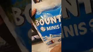 ASMR Satisfying Mini Bounty Chocolate#short#asmrfood#food