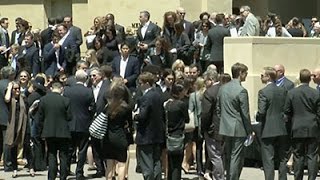 Raw: Tech Figures Mourn Popular Executive