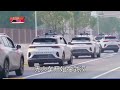 中国无人驾驶出租车“萝卜快跑”火爆全球，数千名外国人排队体验，1公里不到5毛钱，太狠了