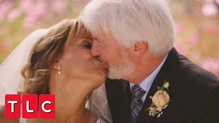 Amy and Chris Marry on the Farm! | Little People Big World