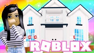 💙Decorating My 2 Story House In Roblox Meepcity