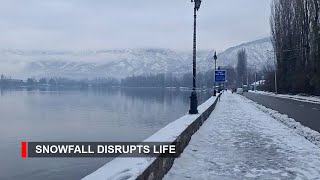 Snowfall briefly impacts flight operations at Srinagar Airport, but services are now back to normal.