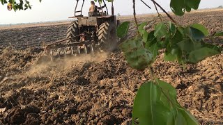 Old Belarus Tractor Plowing | ត្រាក់ទ័រភ្ជួរដីចាស់មែនតែខ្លាំង | Tractor Cambodia Farmer