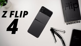 Samsung Galaxy Z Flip 4 Unboxing - Flip Or Flop?
